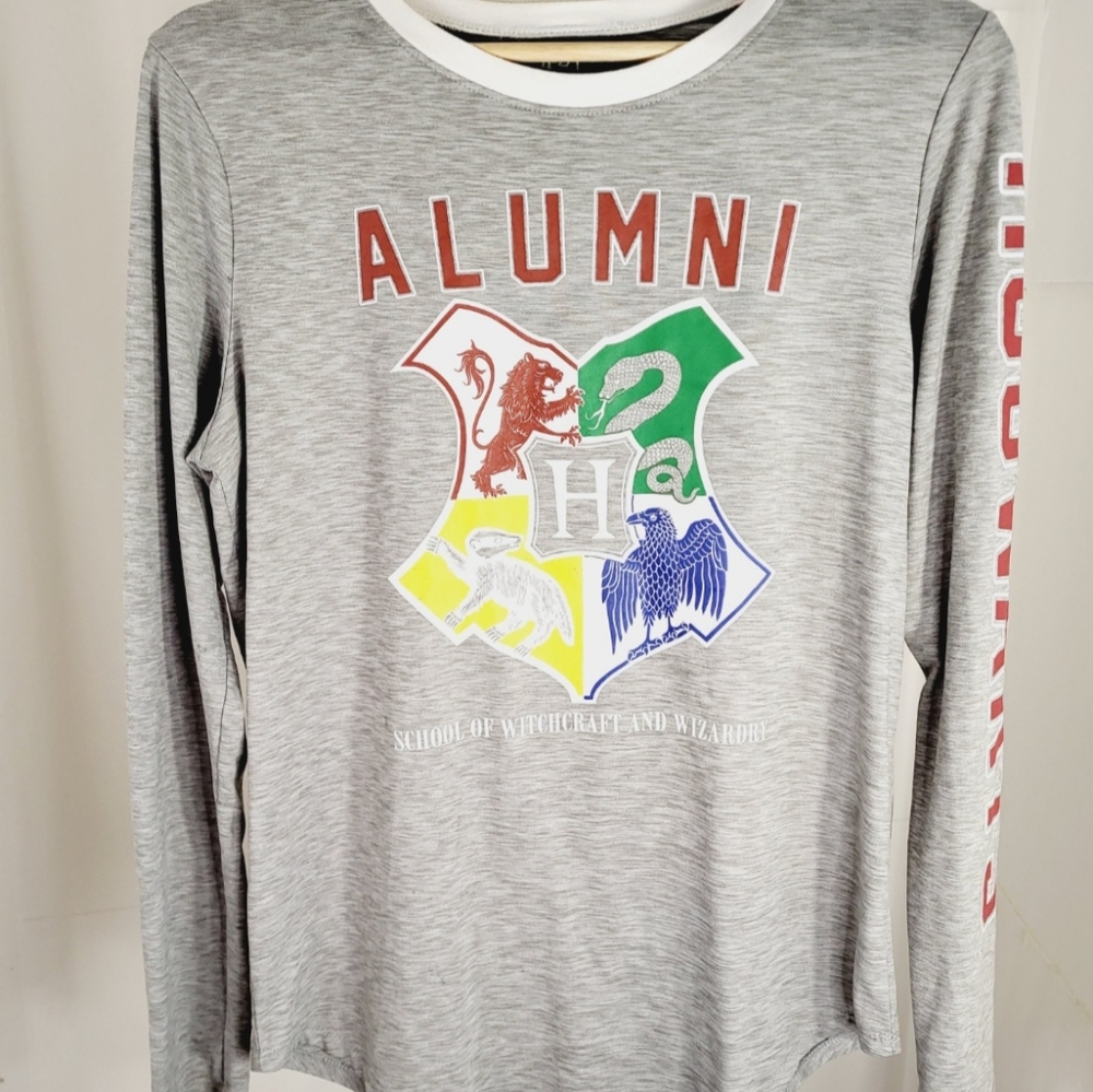 HARRY POTTER Hogwarts Long Sleeve Top Juniors Size 7/9 OR Medium